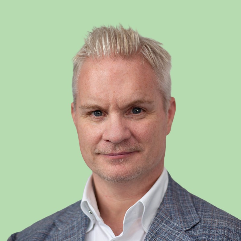 Dr. Eoghan Mac Sweeney 